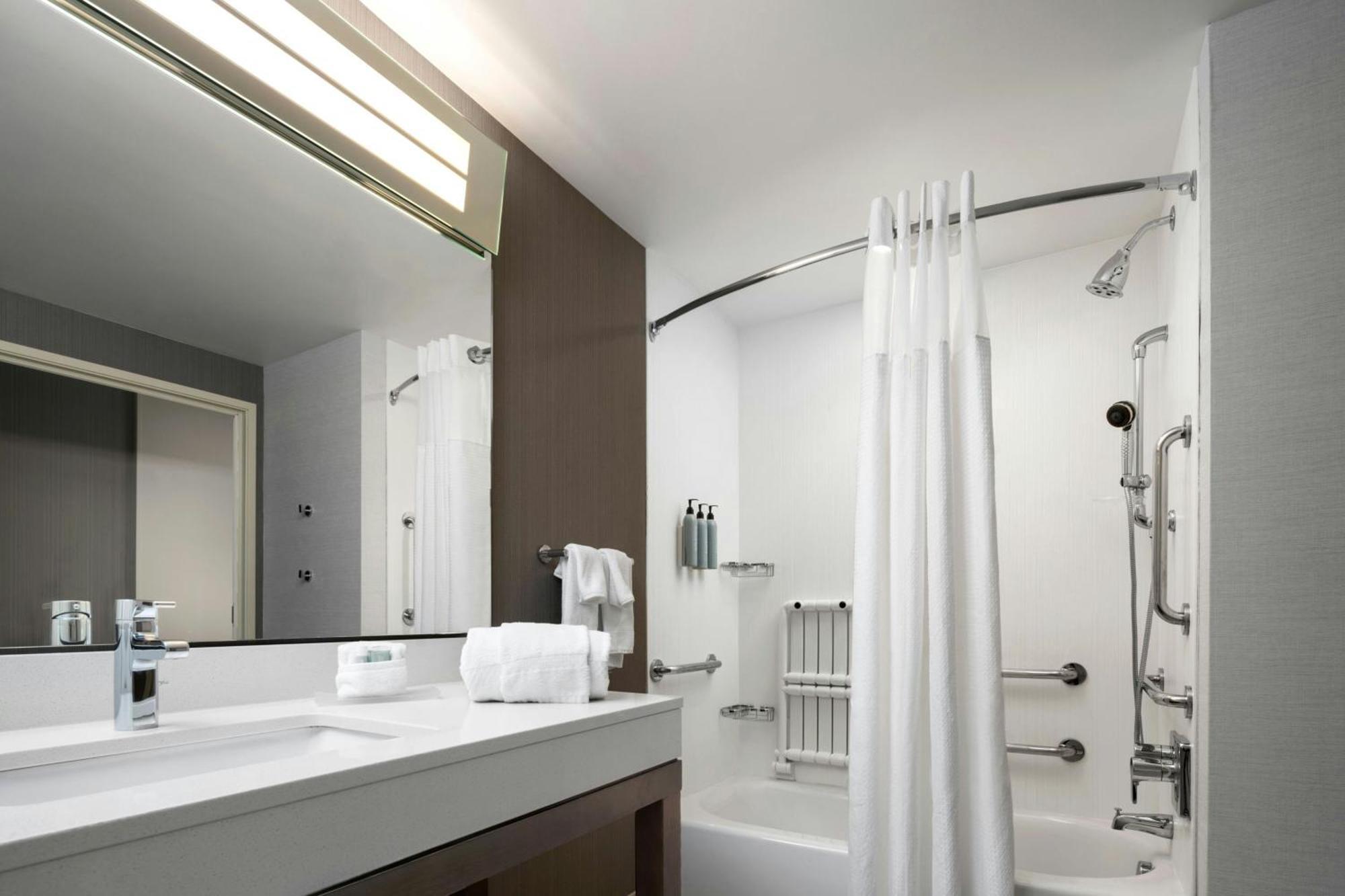 Courtyard By Marriott Denver North/Westminster Eastlake Kültér fotó